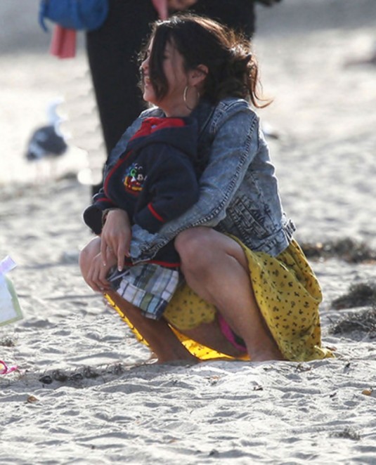 Selena Gomez At The Malibu Beach Hawtcelebs