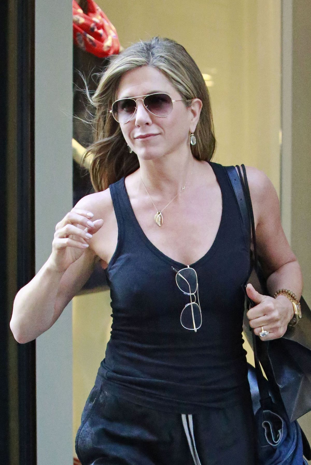 JENNIFER ANISTON Out and About in New York HawtCelebs