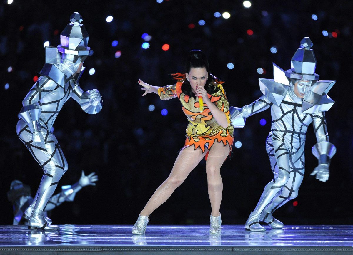 Katy Perry Performs At Superbowl Xlix Halftime Show Hawtcelebs 