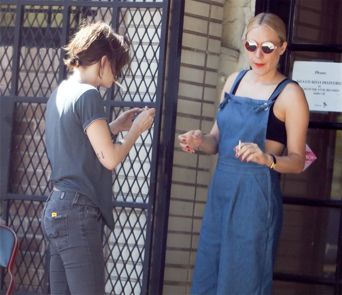 Kristen Stewart Joins Chloë Sevigny For A Cigarette Outside
