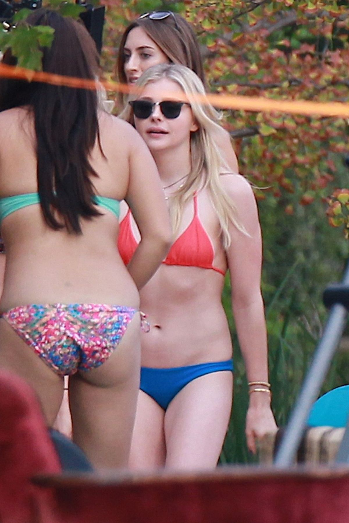 Chloe Moretz In Bikini On The Set Of Neighbors In Los Angeles Hawtcelebs