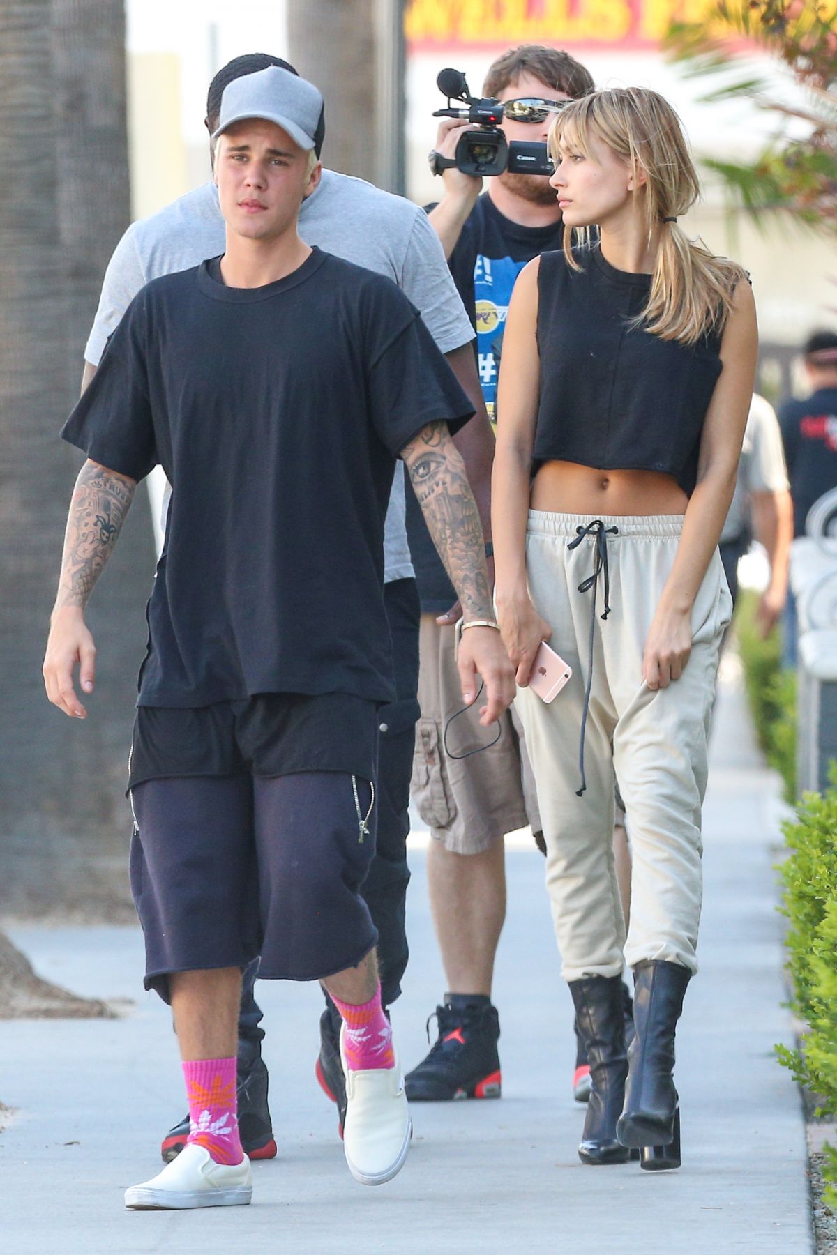 Hailey Baldwin And Justin Bieber Out In Beverly Hills 10