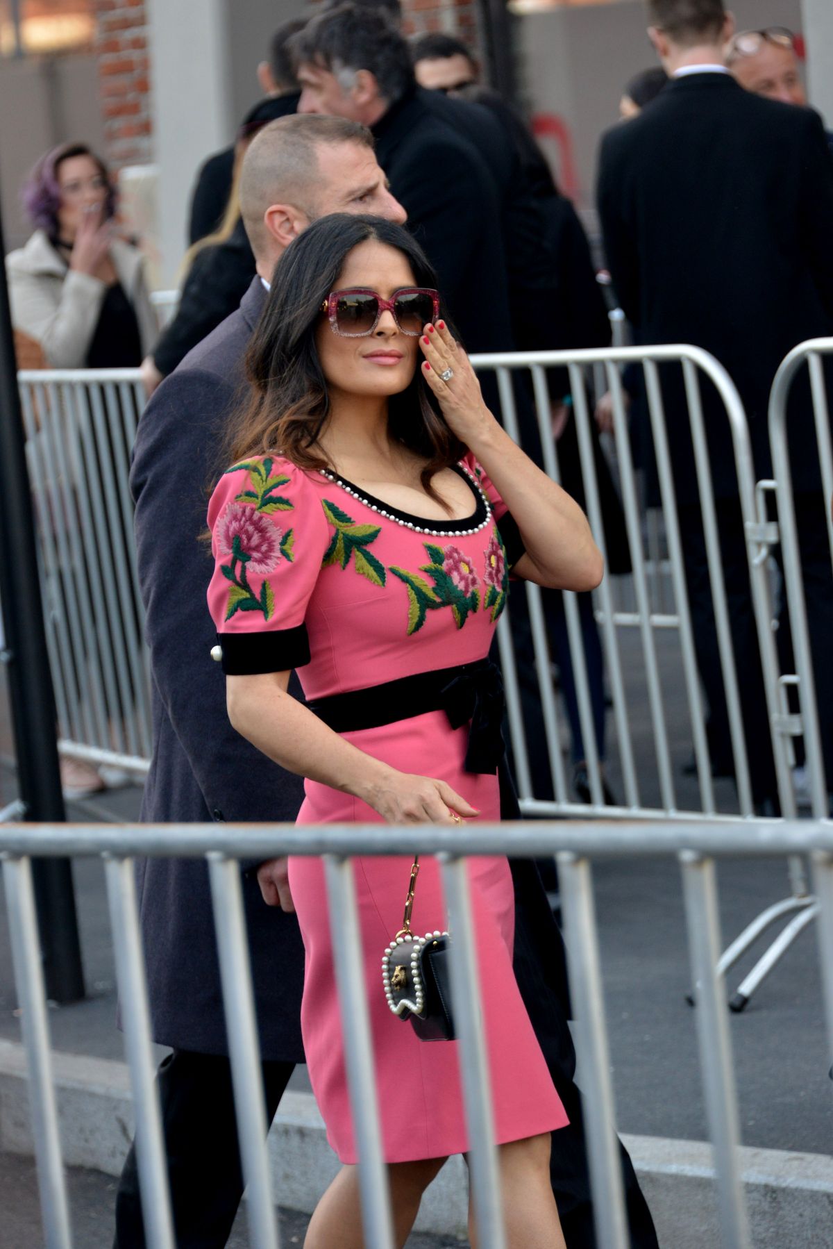 Salma Hayek At Gucci Fashion Show At Milan Fashion Week 02222017 Hawtcelebs 8422