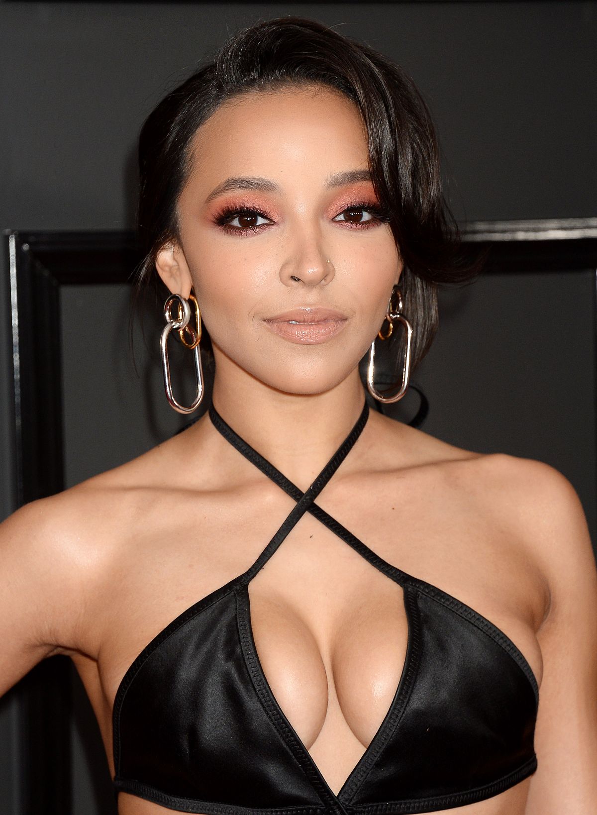 TINASHE at 59th Annual Grammy Awards in Los Angeles 02/12/2017 HawtCelebs