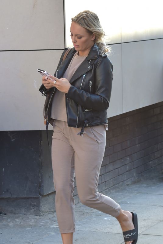 amber turner out and about in newcastle 09/27/2018