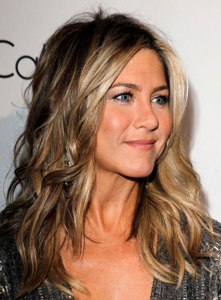 https://www.hawtcelebs.com/wp-content/uploads/2011/10/Jennifer-Aniston-at-Elle-Women-in-Hollywood-Tribute-19.jpg