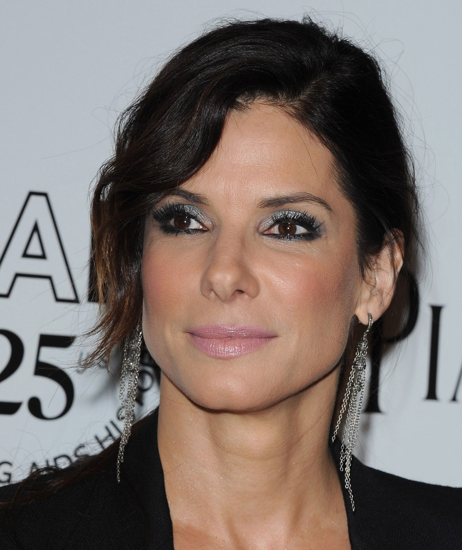 Sandra Bullock at amfAR The Foundation for Aids Research Inspiration ...