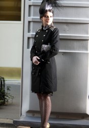 Michelle Trachtenberg at Gossip Girl Set in New York – HawtCelebs