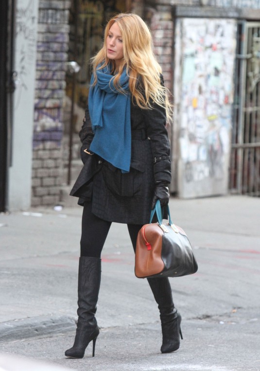 Blake Lively at The Gossip Girl Set in New York – HawtCelebs