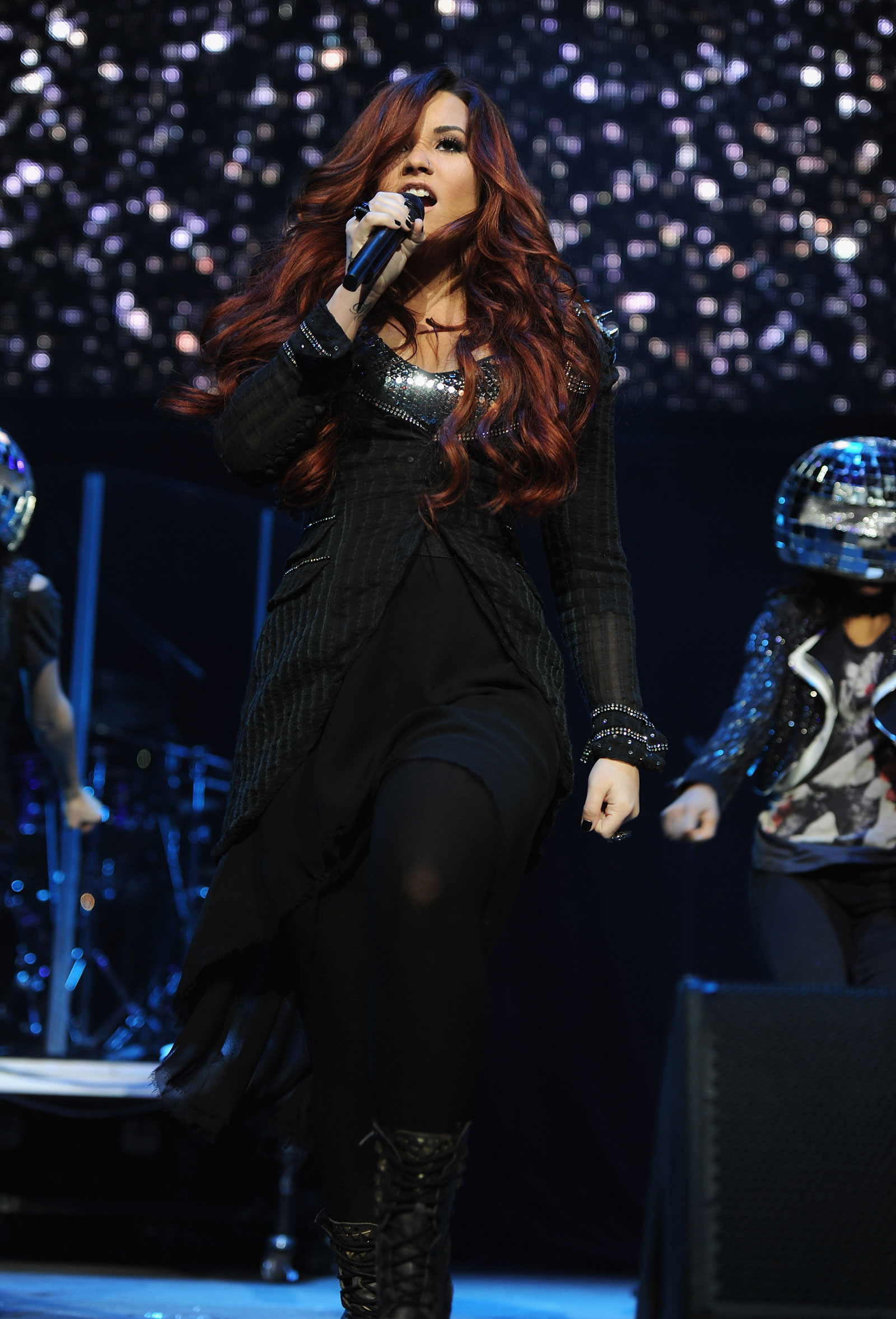 Demi Lovato Performs at Y 100 Jingle Ball Sunrise in Florida HawtCelebs