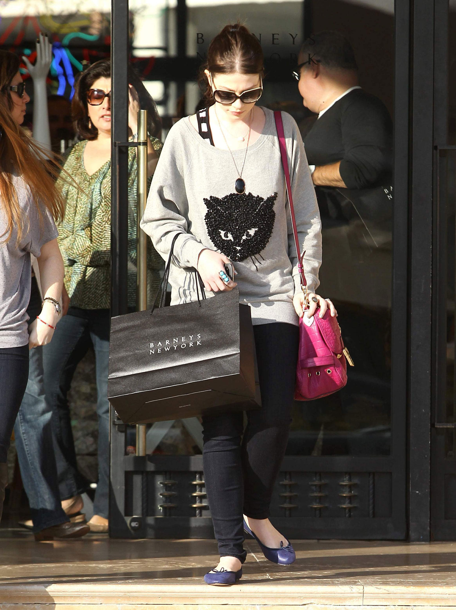 Michelle Trachtenberg Shopping at Barney's December 22, 2015 – Star Style