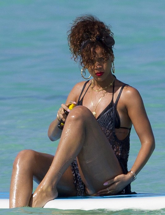 Rihanna In A Thong Bikini Hawtcelebs 6790