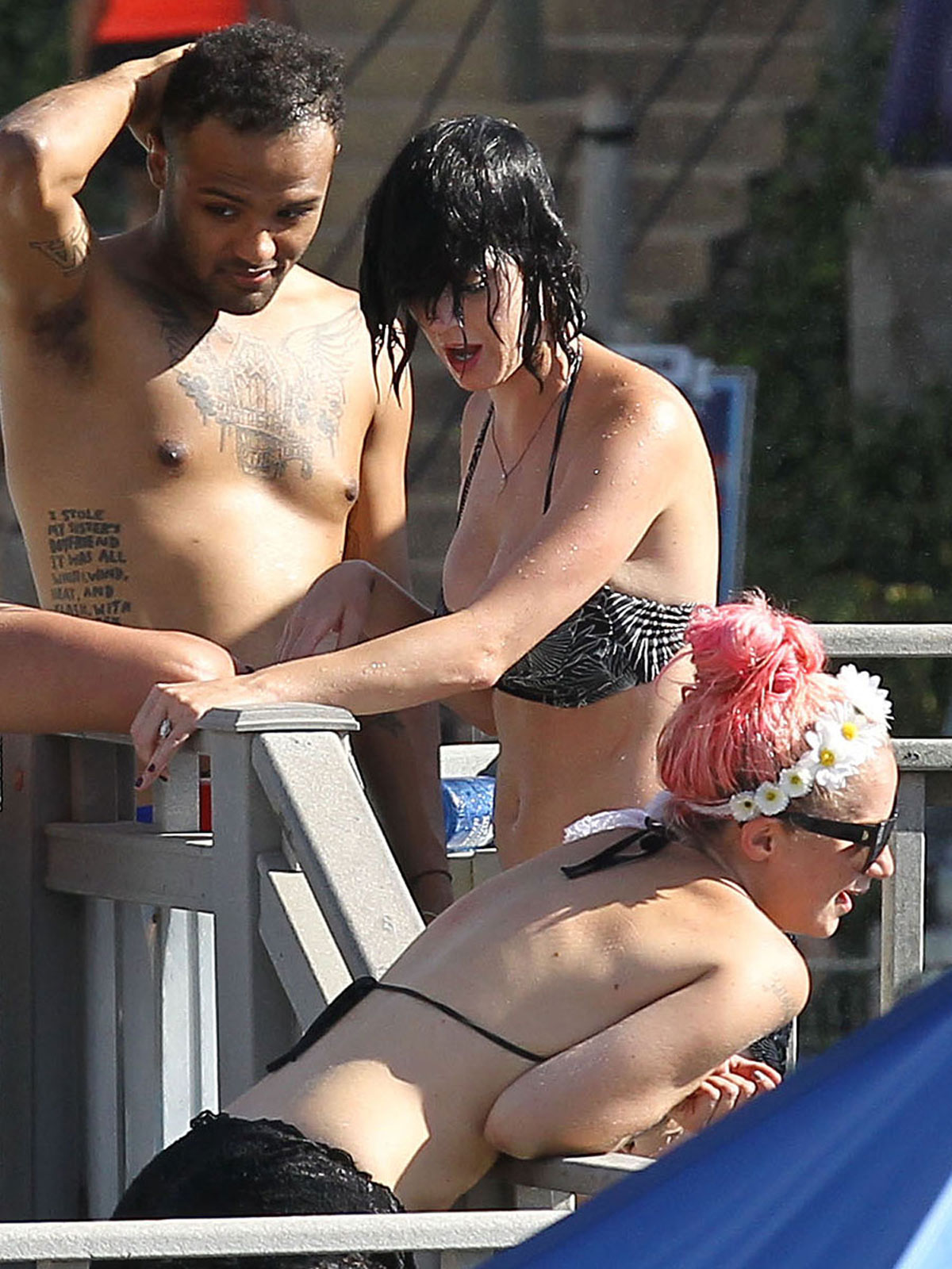 Katy Perry Bikini Bottoms Fall Down Hawtcelebs
