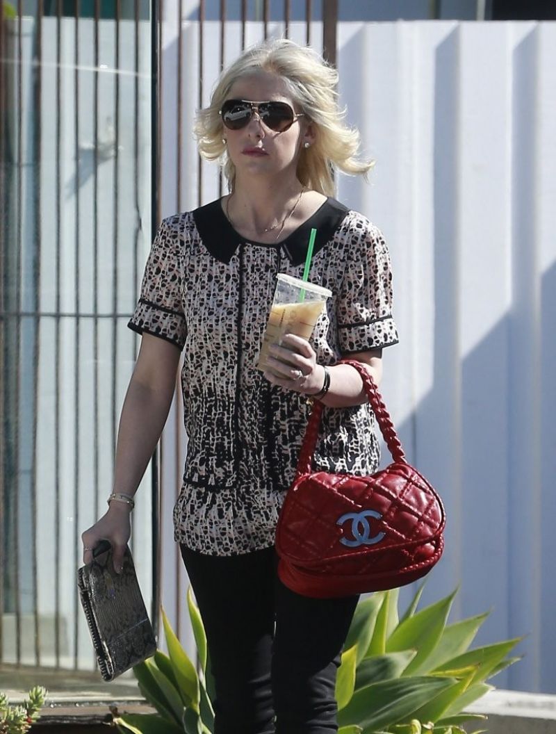 SARAH MICHELLE GELLAR Leaves Andy Lecompte Salon in West Hollywood ...