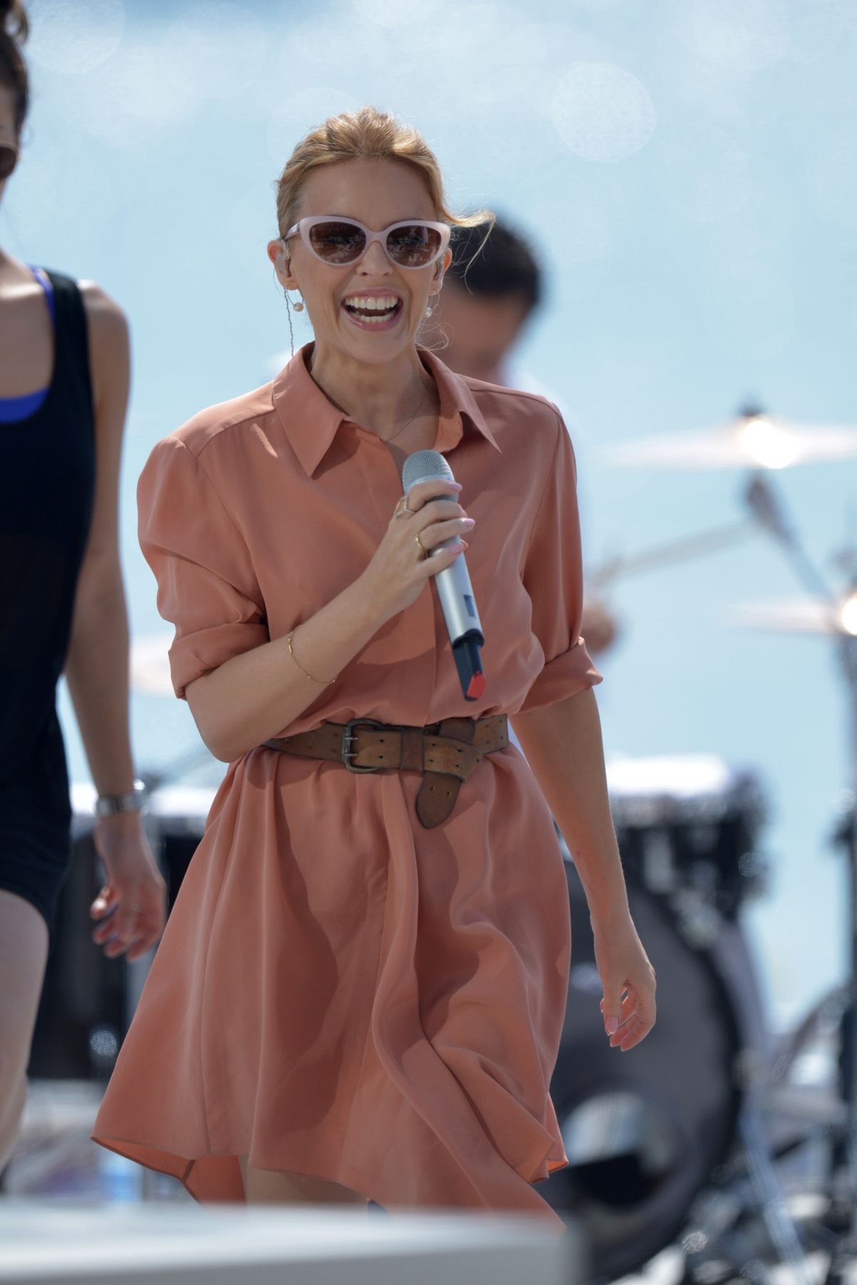 https://www.hawtcelebs.com/wp-content/uploads/2014/05/kylie-minogue-performs-at-stage-of-canal-in-cannes_21.jpg