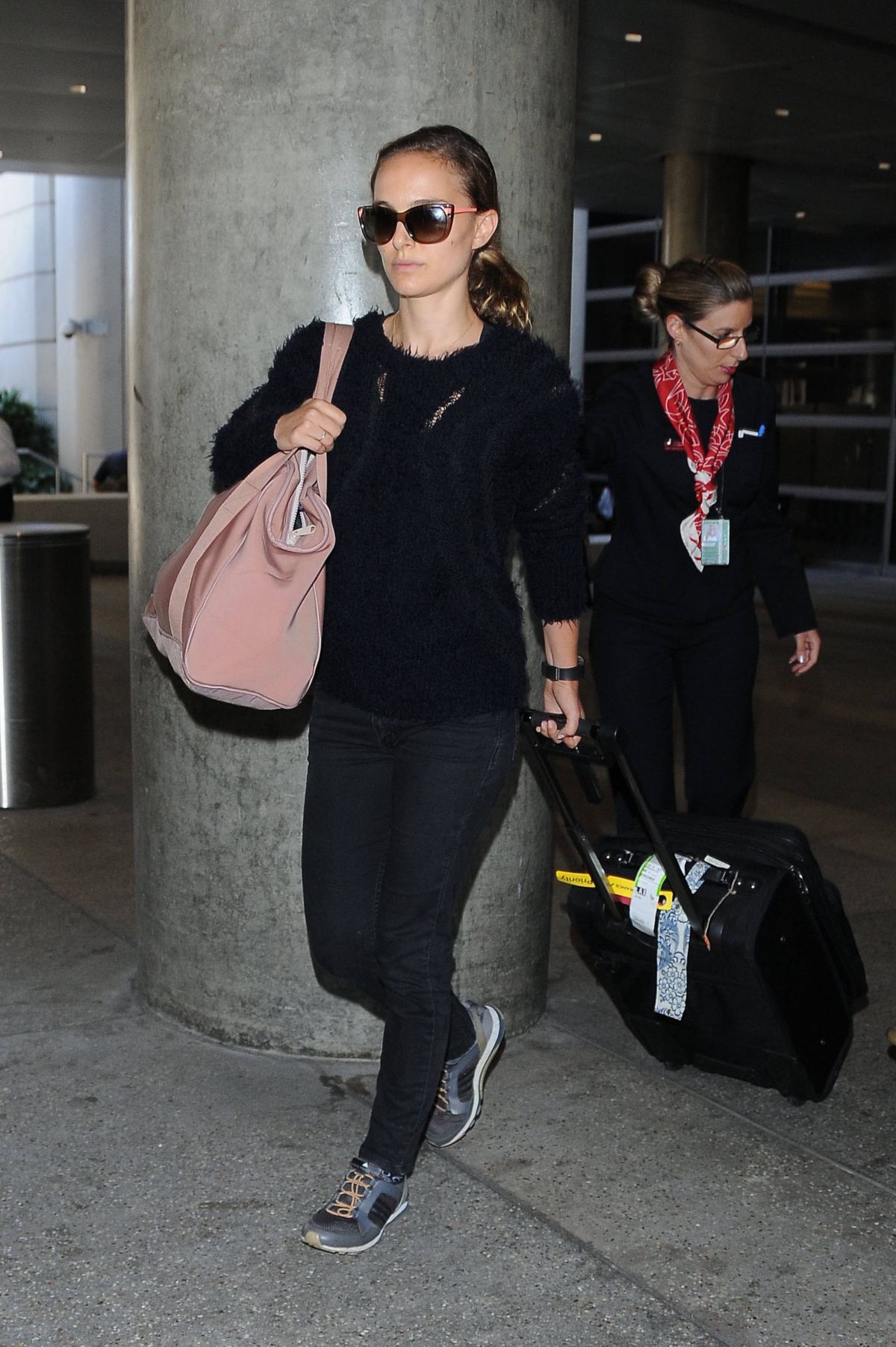 NATALIE PORTMAN Arrives at LAX Airport in Los Angeles – HawtCelebs