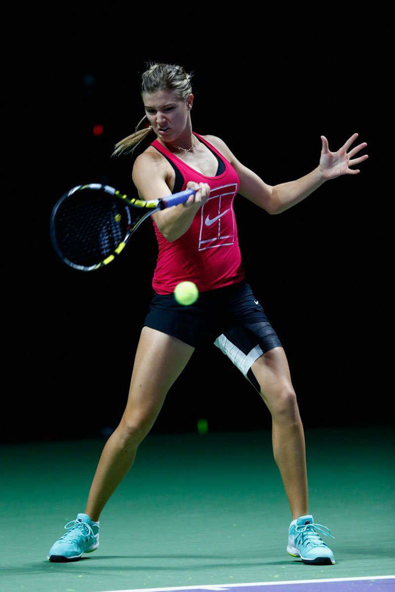 Eugenie Bouchar At Bnp Paribas Wta Finals Practice In Singapore