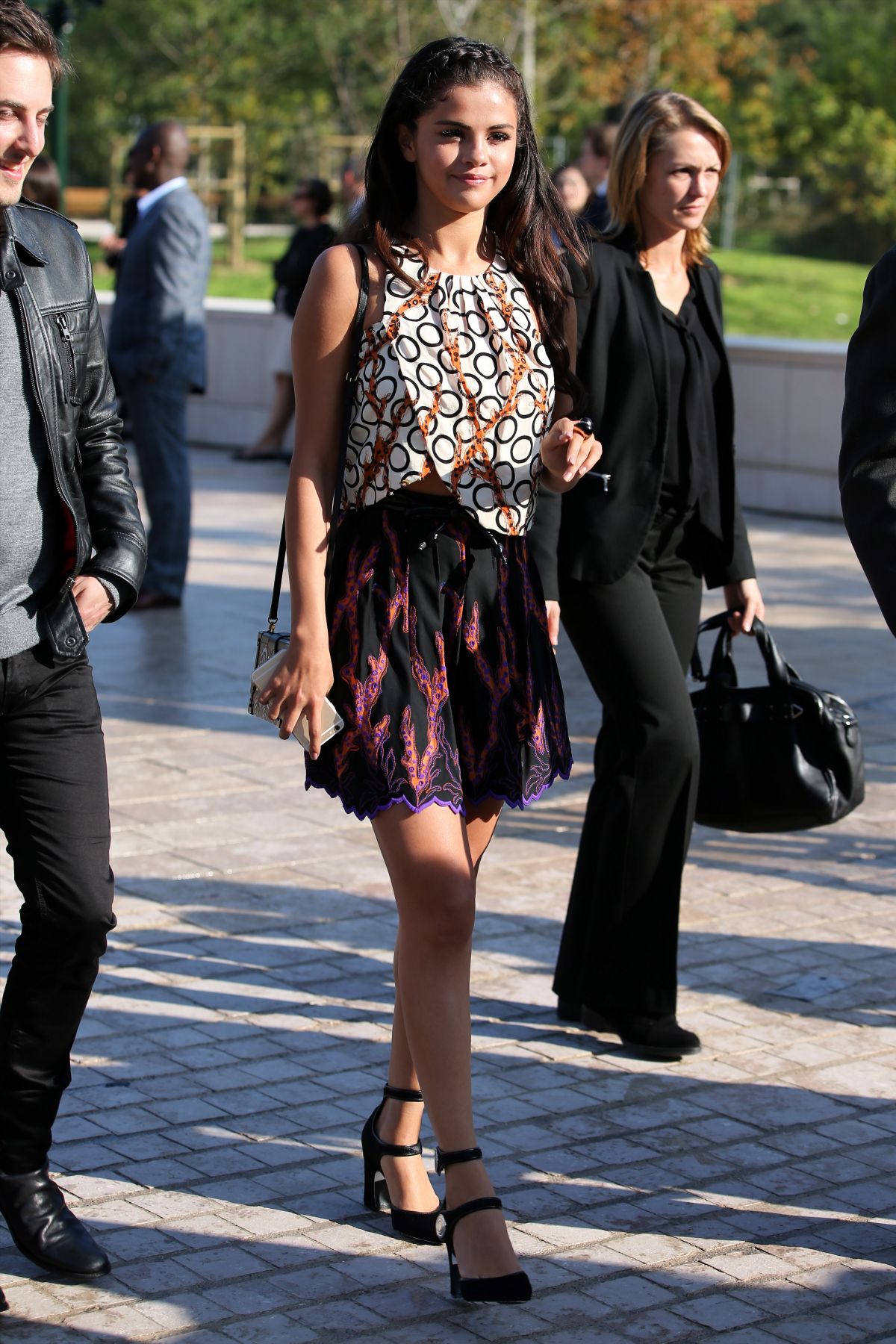 Selena Gomez Talks About Louis Vuitton Ads