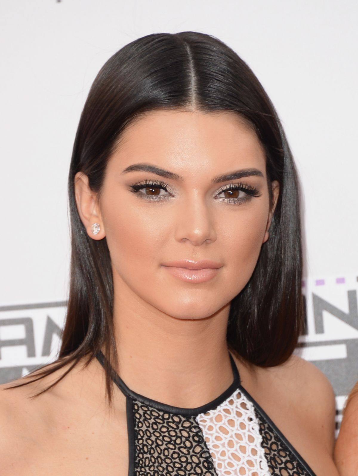 KENDALL JENNER at 2014 American Music Awards in Los Angeles - HawtCelebs