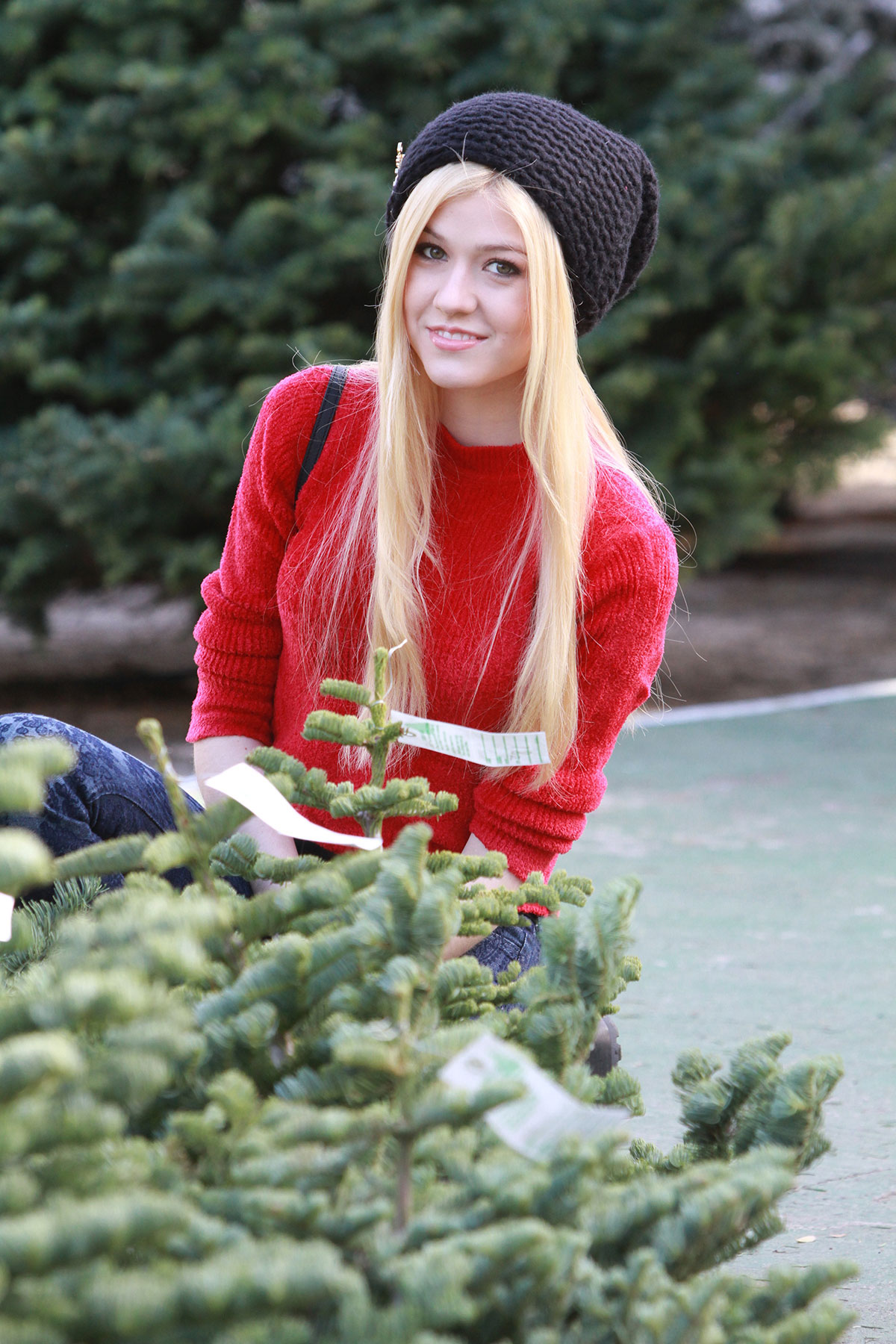 KATHERINE MCNAMARA Shopping a Christmas Tree in Los Angeles HawtCelebs