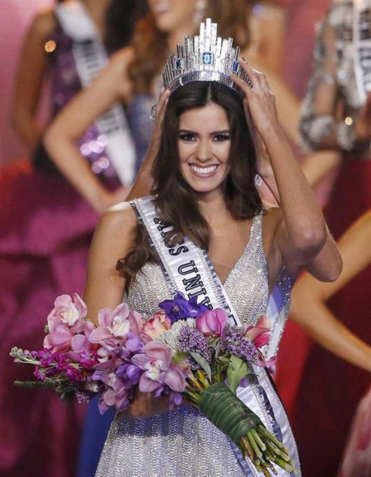Miss Colombia PAULINA VEGA Crowned Miss Universe in Miami - HawtCelebs