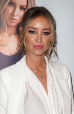 LAUREN POPE Launches Her Spring/Summer 2015 Collection in London