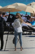 KATE UPTON and Justin Verlander Out and About in Miami Beach – HawtCelebs