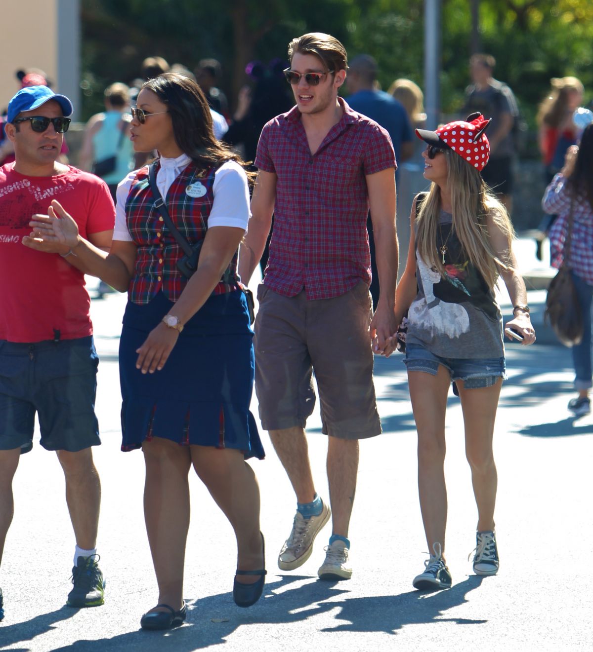 Sarah Hyland And Dominic Sherwood Out Disneyland Hawtcelebs