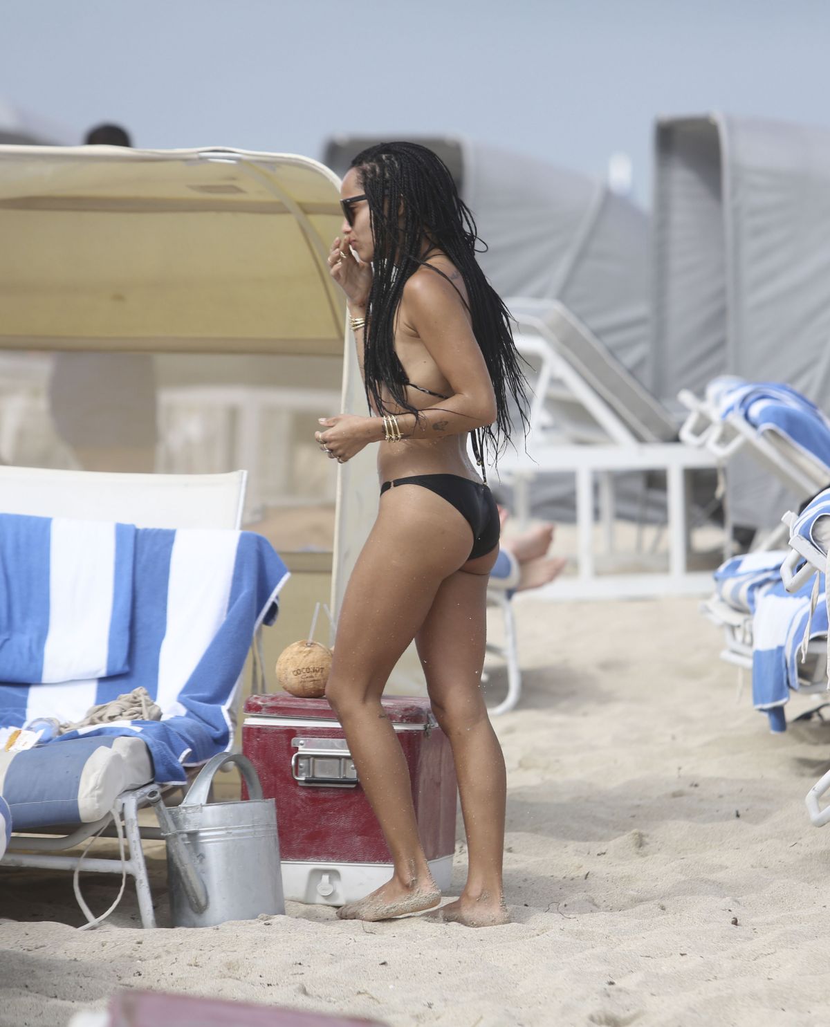 Zoe Kravitz In Bikini At A Beach In Miami Hawtcelebs