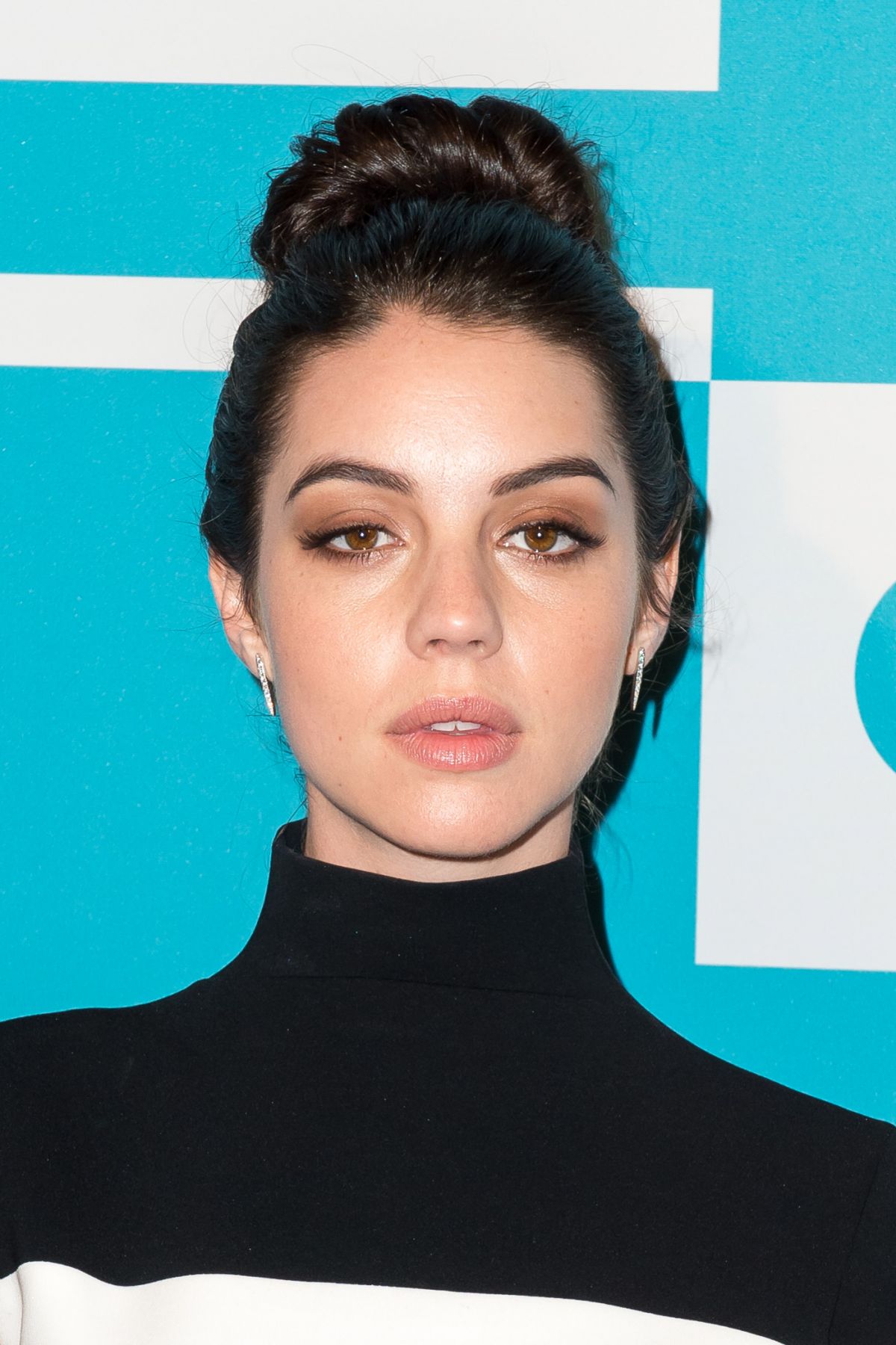 ADELAIDE KANE at CW Network’s 2015 Upfront in New York – HawtCelebs