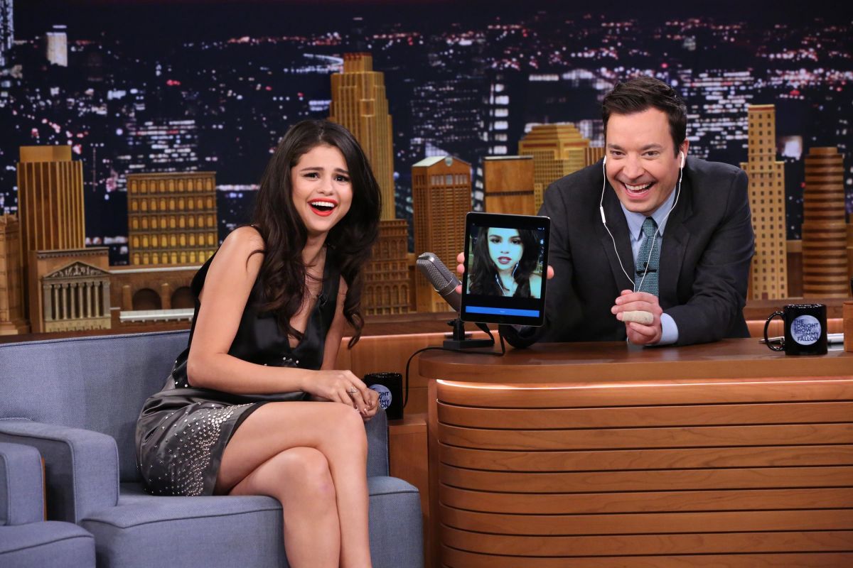 Selena Gomez At The Tonight Show Starring Jimmy Fallon In New York 10142015 Hawtcelebs 0487