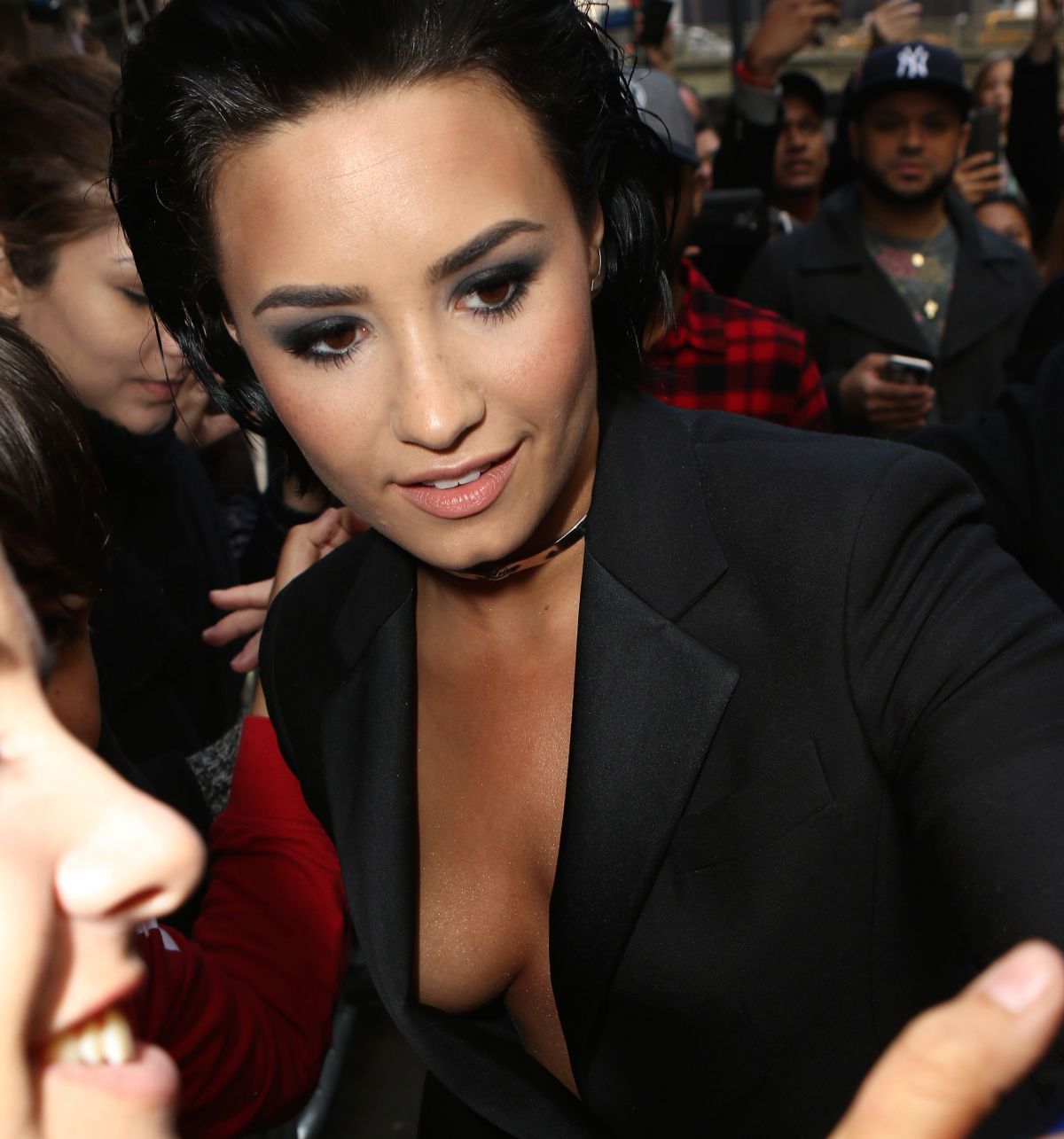 Demi Lovato At Billboard S 10th Annual Women In Music Awards In New