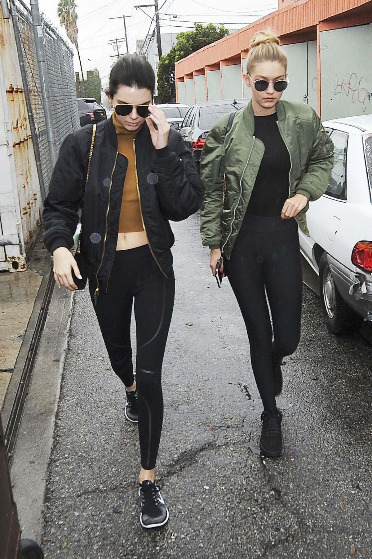 Gigi Hadid And Kendall Jenner Out Shopping In Los Angeles 12222015 Hawtcelebs 