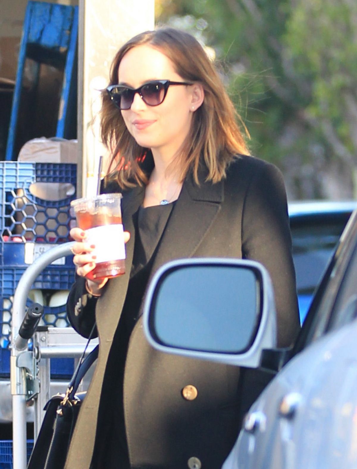 Dakota Johnson Arrives At Chateau Marmont In Los Angeles 01262016 Hawtcelebs 