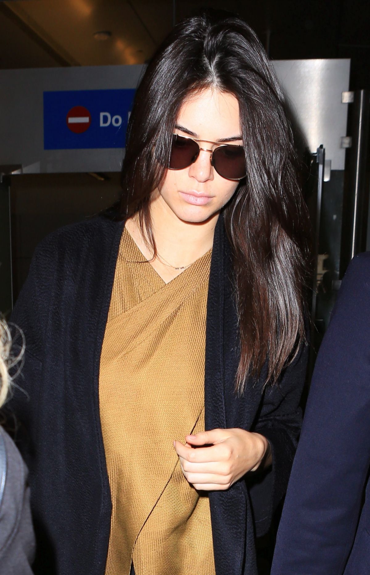 KENDALL JENNER at Los Angeles International Airport 01/29/2016 – HawtCelebs