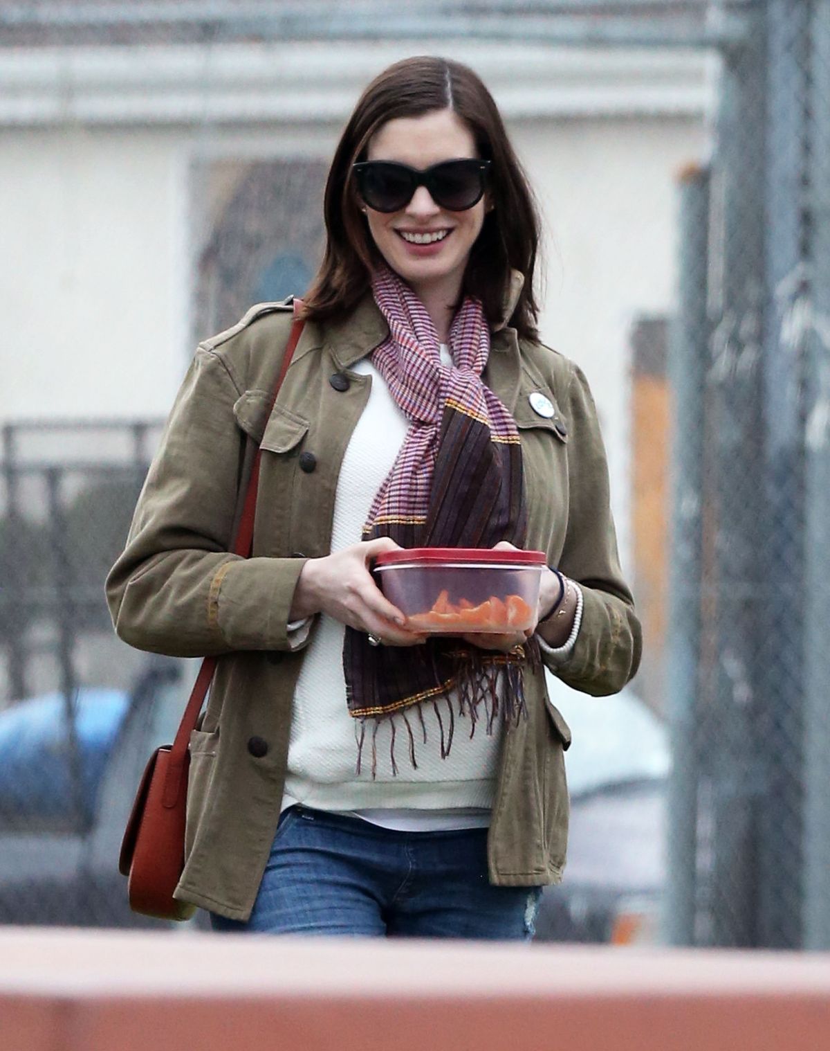 Pregnant ANNE HATHAWAY at a Park in Los Angeles 01/29/2016 HawtCelebs