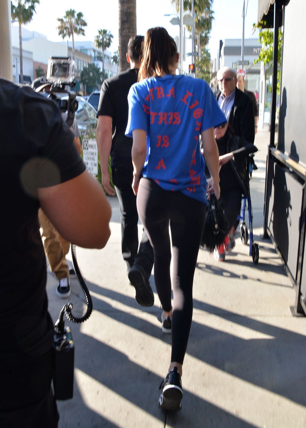 Kendall Jenner in Tights - Cheesecake Factory in Beverly Hills 04
