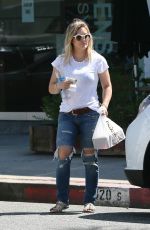 HILARY DUFF Shopping at Le Pain Quotidien in Los Angeles 07/26/2016