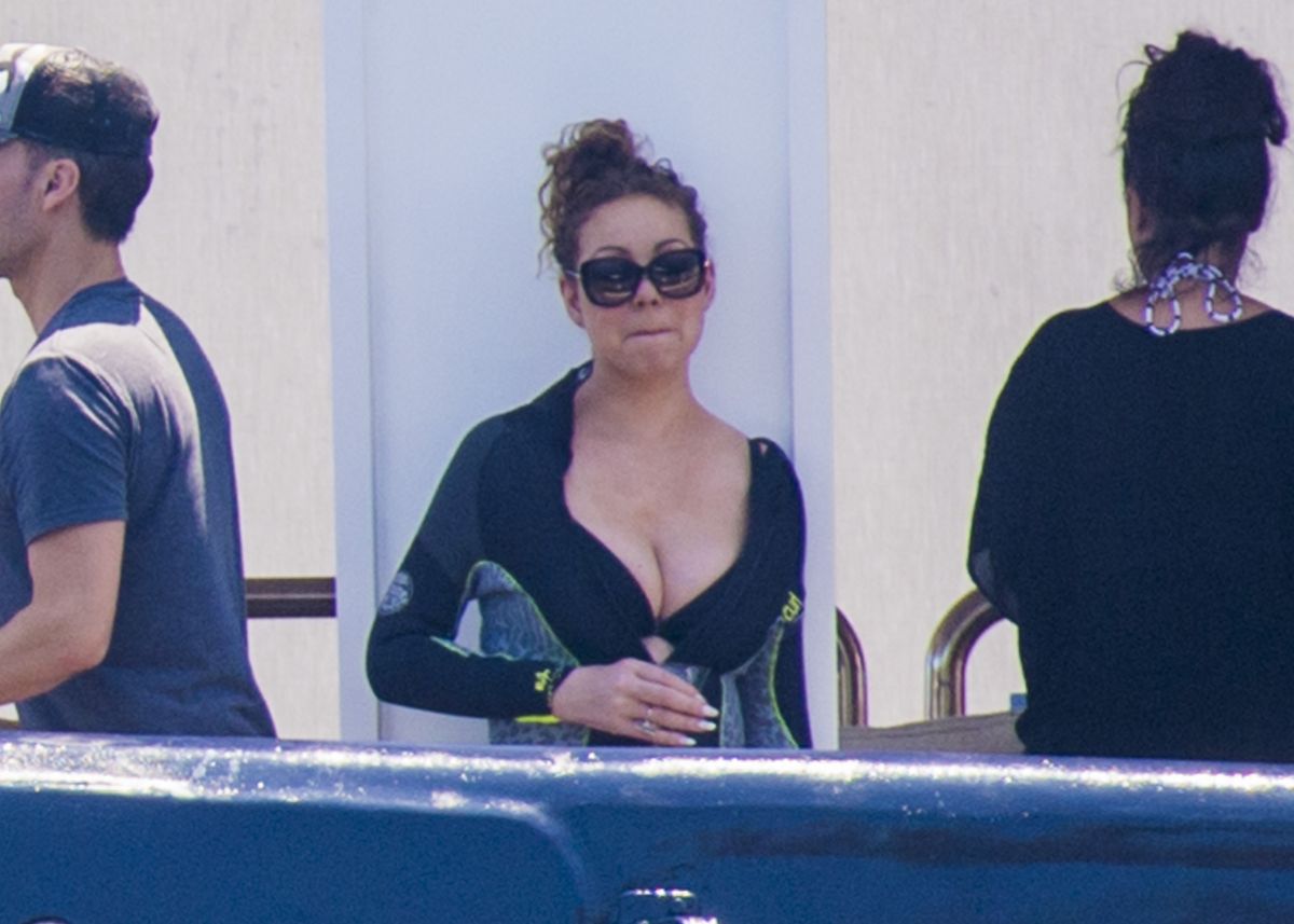 Mariah Carey At Arctic P Yacht In Capri 07052016 Hawtcelebs 