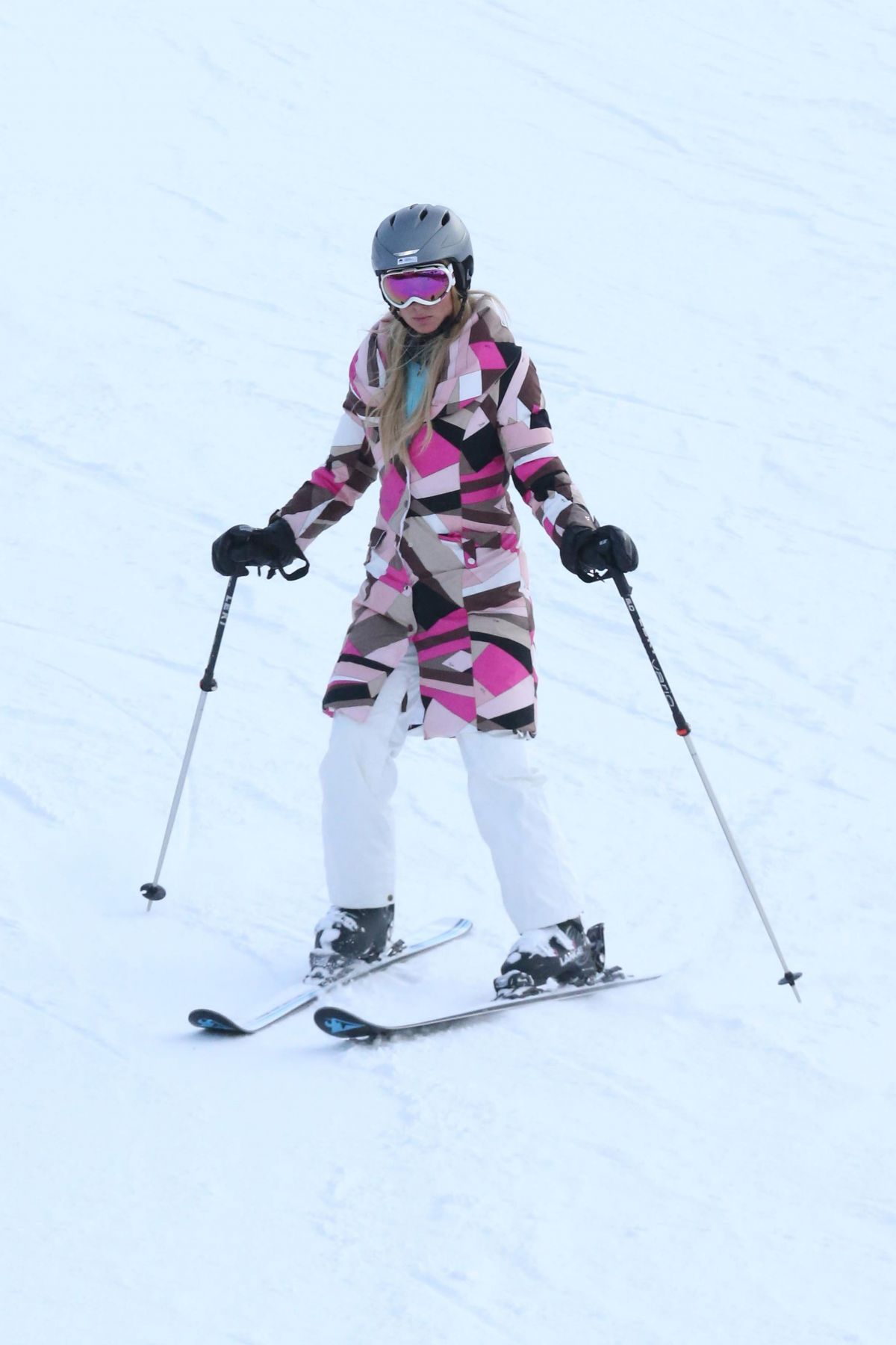 PARIS HILTON Out Skiing in Aspen 12/27/2016 – HawtCelebs