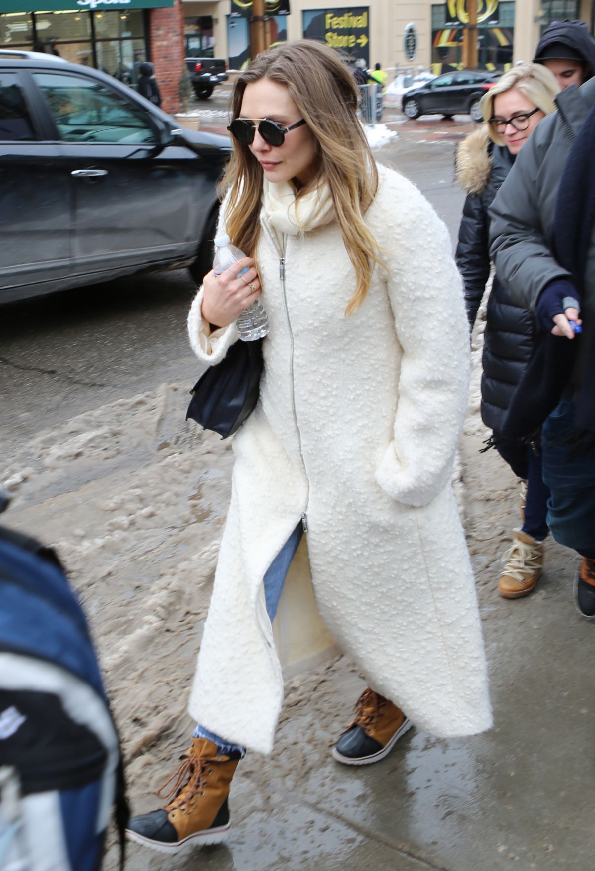 ELIZABETH OLSEN Out and About in Park City 01/22/2016 – HawtCelebs