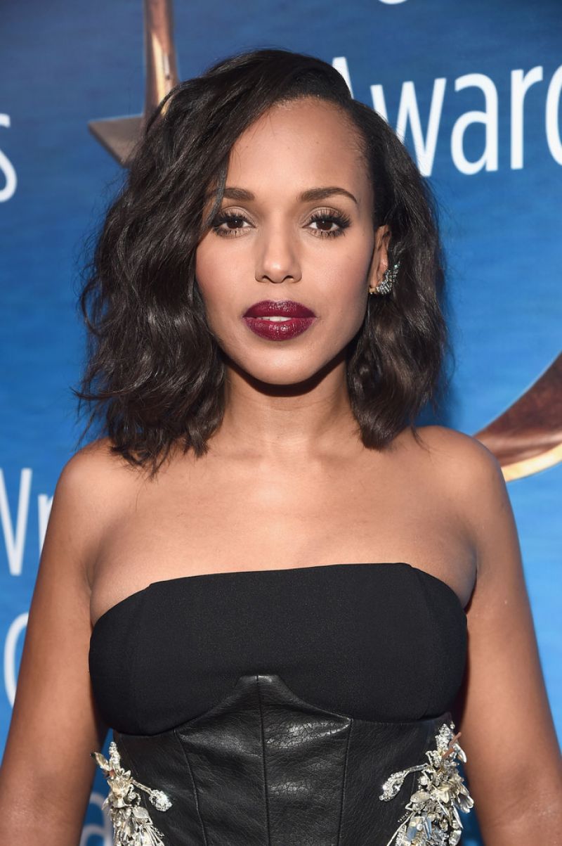 Kerry Washington At 2017 Writers Guild Awards In Beverly Hills 02 19