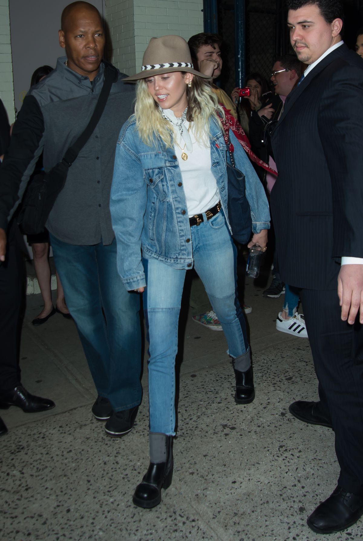 MILEY CYRUS Out in New York 05/15/2017 – HawtCelebs