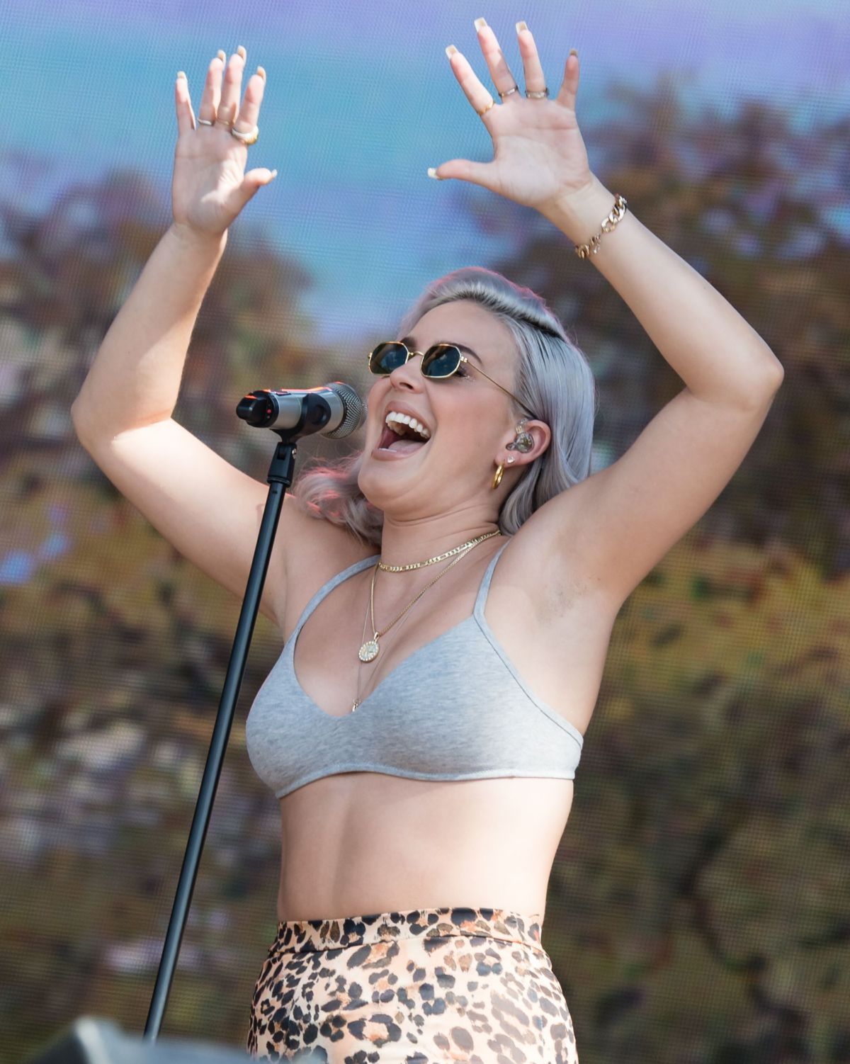 anne-marie-performs-at-british-summer-time-festival-in-london-07-02-2017_12...