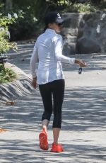 VICTORIA BECKHAM Out and About in Santa Monica 08/25/2017