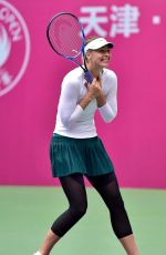 MARIA SHARAPOVA Wins WTA Tianjin Open 10/15/2017
