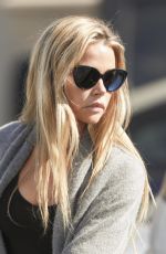 DENISE RICHARDS Shopping at Bristol Farms in Woodland Hills 02/02/2018 ...