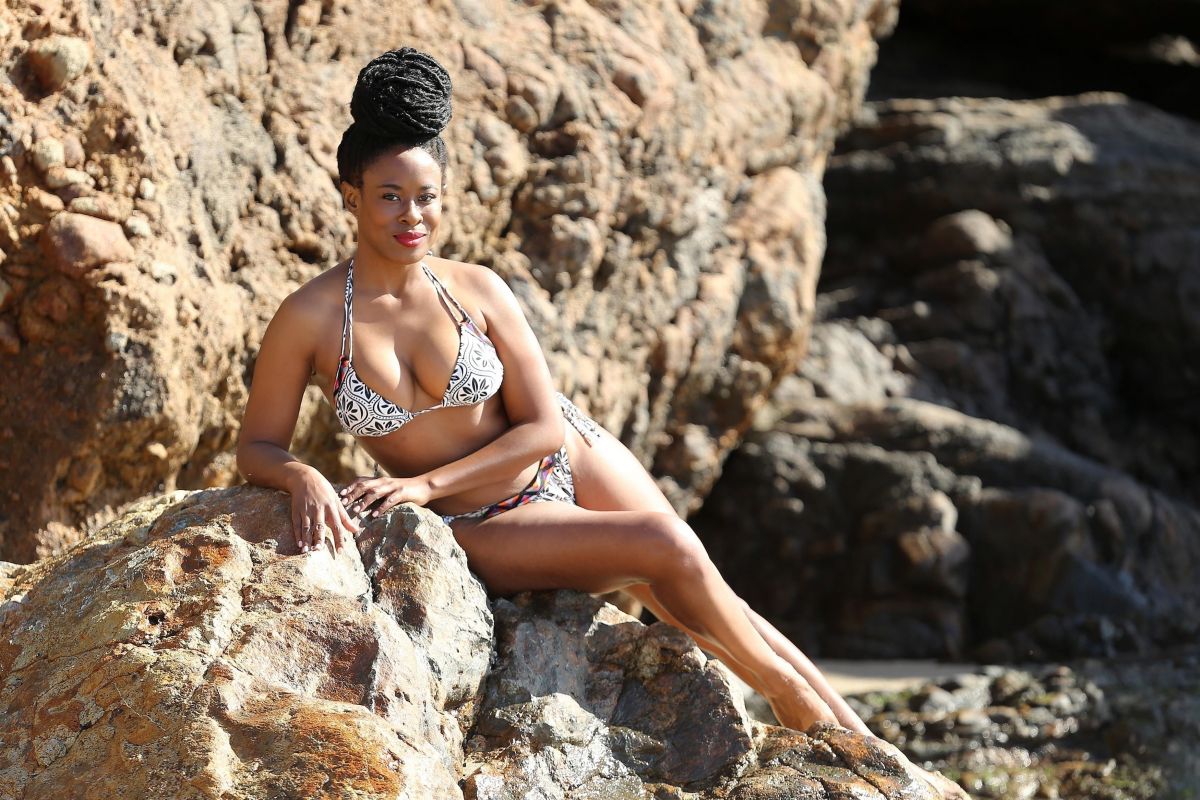 Keyla Mcneely In Bikini At A Beach In Malibu Hawtcelebs