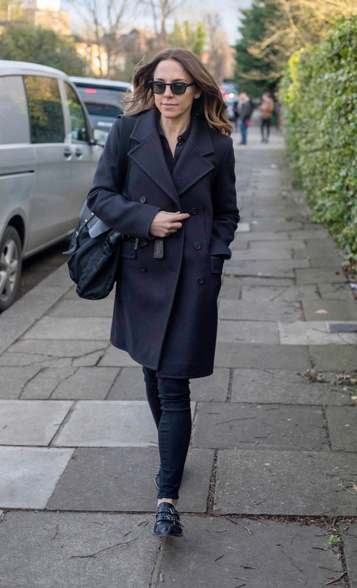MELANIE CHISHOLM Arrives at Geri Halliwell’s Home in London for Spice ...