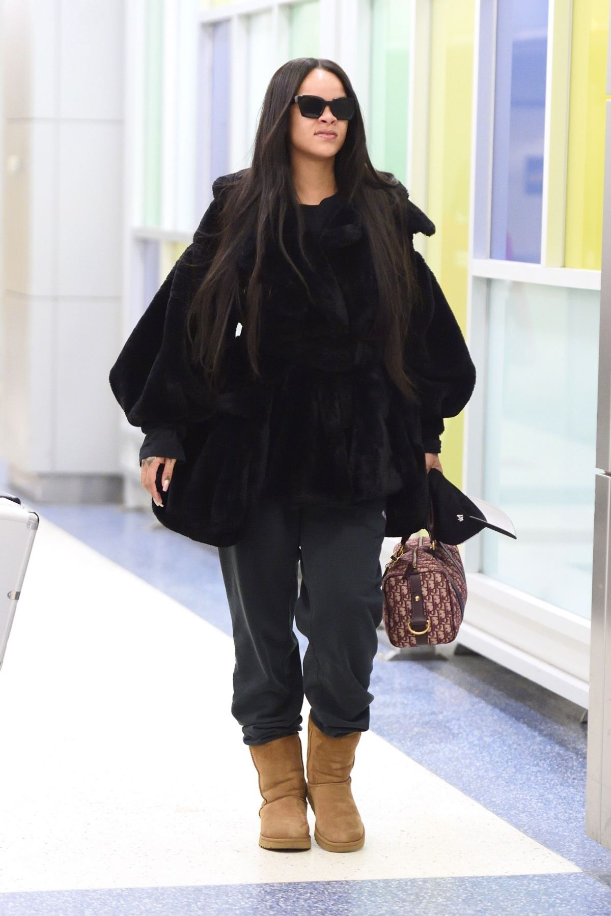 RIHANNA Arrives at JFK Airport in New York 02/16/2018 – HawtCelebs